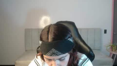 Snapshot of scarlett_jhonson_ch chatting on May 1, 2026, 7:29 pm scarlett_jhonson_ch online show from May 1, 2026, 7:29 pm
