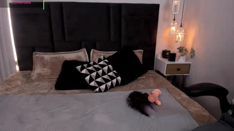 Snapshot of scarlett_musik chatting on February 11, 2026, 5:23 am Scarllett online show from February 11, 2026, 5:23 am