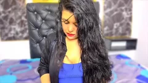 Scarlett online show from October 9, 2025, 3:32 pm