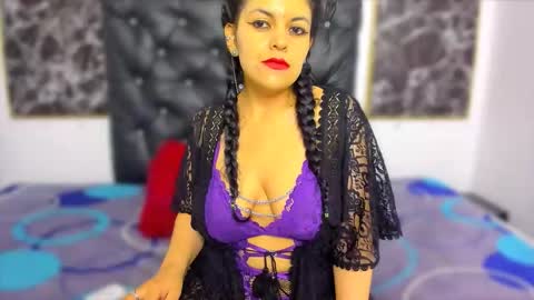 Scarlett online show from October 18, 2025, 3:02 pm