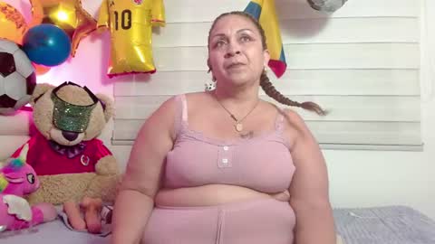 scarlettbooty online show from July 15, 2026, 2:11 pm
