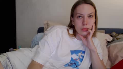 Scarlett online show from October 29, 2025, 3:03 pm