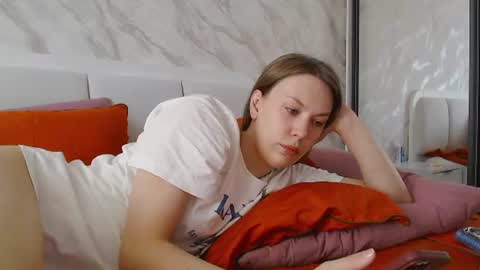 Snapshot of scarlettford chatting on June 10, 2026, 2:05 pm Scarlett online show from June 10, 2026, 2:05 pm