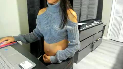 scarlettjennerr online show from March 12, 2026, 5:46 am