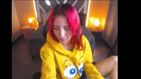 Scarllett online show from December 3, 2024, 10:50 am