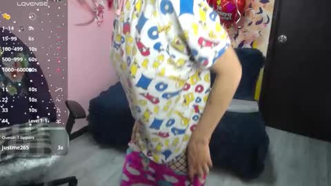 Scarllett online show from February 26, 2025, 4:58 am