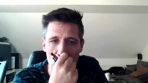 Snapshot of schnuckigeil chatting on January 21, 2025, 2:37 pm Dildomen online show from January 21, 2025, 2:37 pm