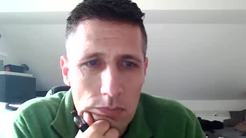 Snapshot of schnuckigeil chatting on February 21, 2025, 11:22 am Dildomen online show from February 21, 2025, 11:22 am