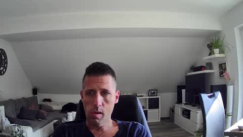 Snapshot of schnuckigeil chatting on October 1, 2025, 10:21 am Dildomen online show from October 1, 2025, 10:21 am
