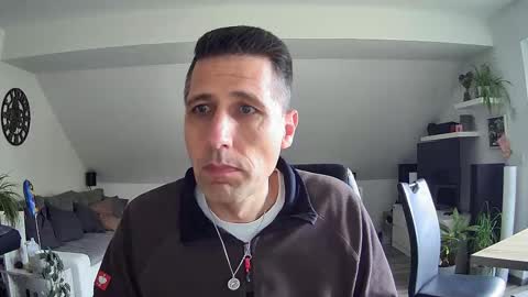 Snapshot of schnuckigeil chatting on March 17, 2026, 12:30 pm Dildomen online show from March 17, 2026, 12:30 pm
