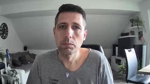 Snapshot of schnuckigeil chatting on March 20, 2026, 10:53 am Dildomen online show from March 20, 2026, 10:53 am