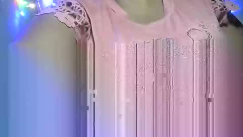 mai latina online show from February 23, 2026, 1:25 am