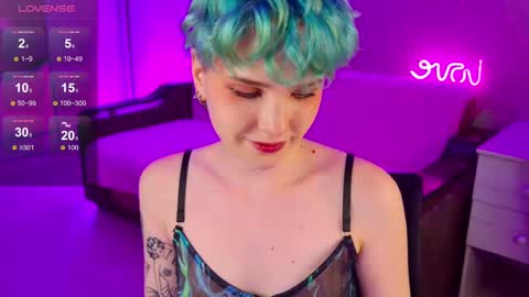 Snapshot of school_love chatting on December 3, 2024, 7:22 pm Rina online show from December 3, 2024, 7:22 pm