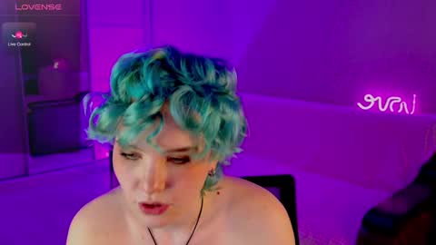 Snapshot of school_love chatting on February 19, 2025, 4:11 pm Rina online show from February 19, 2025, 4:11 pm