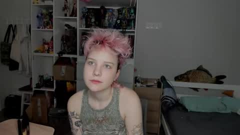 Rina online show from February 9, 2026, 7:01 am