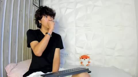 Snapshot of sckrapper chatting on May 25, 2026, 12:00 pm sckrapper online show from May 25, 2026, 12:00 pm