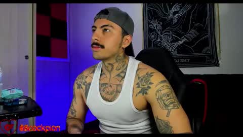 Alejandro help me to reach 200 thumps up online show from November 14, 2025, 7:40 am