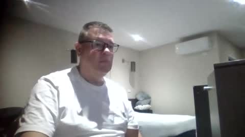 Scoobs online show from October 15, 2025, 8:47 am