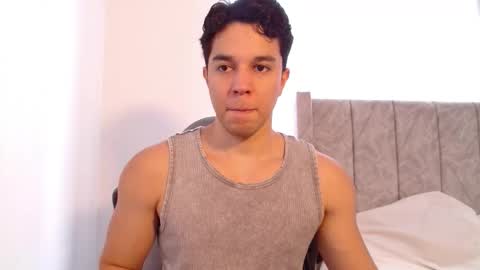 Snapshot of scott_brasher1 chatting on December 21, 2025, 9:22 pm Twitter Scott brasher1 Instagram Camiloestuardo2 online show from December 21, 2025, 9:22 pm