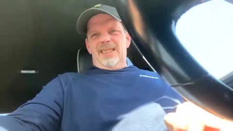 Snapshot of scottj603603 chatting on April 23, 2026, 5:04 pm scottj603603 online show from April 23, 2026, 5:04 pm