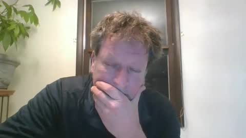 scottpbi52 online show from January 24, 2025, 4:37 am