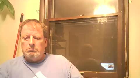 scottpbi52 online show from September 10, 2025, 12:43 am