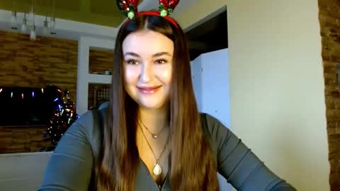 Snapshot of sea_cocktail chatting on December 16, 2025, 7:57 am Elizabeth online show from December 16, 2025, 7:57 am