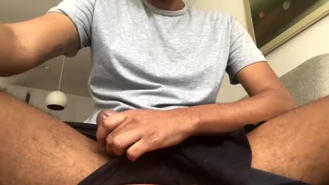 Snapshot of seanpablosanz chatting on January 17, 2025, 3:32 pm Sean pablo Sanz online show from January 17, 2025, 3:32 pm