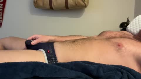 Snapshot of seaotter93 chatting on February 19, 2025, 12:14 am seaotter93 online show from February 19, 2025, 12:14 am