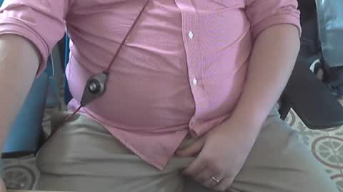 Snapshot of seathrough chatting on October 17, 2025, 1:57 pm Falco J online show from October 17, 2025, 1:57 pm