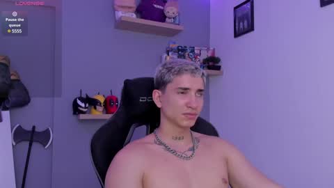 Snapshot of sebas__23 chatting on January 8, 2025, 4:12 am Sebastin online show from January 8, 2025, 4:12 am