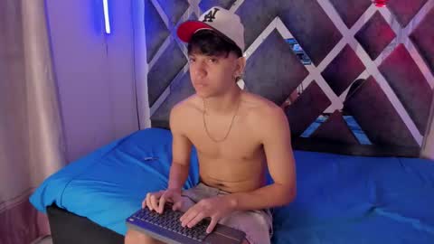 Snapshot of sebas_pretty7 chatting on November 22, 2025, 12:26 pm sebas_pretty7 online show from November 22, 2025, 12:26 pm