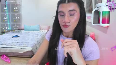 Nip online show from October 28, 2025, 7:05 pm