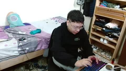 Snapshot of sebasslops chatting on January 27, 2025, 1:09 pm Sebas online show from January 27, 2025, 1:09 pm