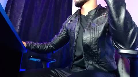 Snapshot of sebastian_025 chatting on February 15, 2026, 11:19 am Sebastian online show from February 15, 2026, 11:19 am