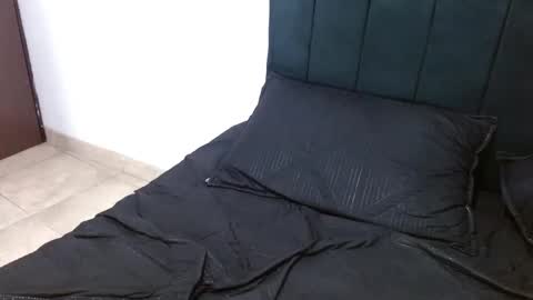 Sebastiano online show from December 6, 2024, 7:54 am