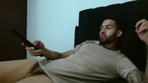 Sebastiano online show from February 5, 2025, 4:48 am