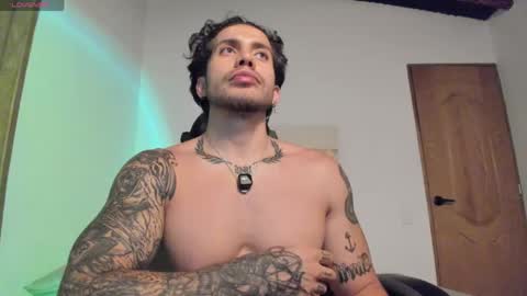 Lucian Sinclair online show from May 27, 2026, 2:08 am