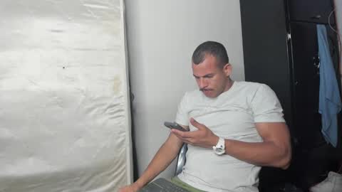 sebatian palacios online show from January 23, 2025, 4:52 am