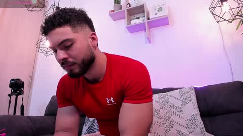 Snapshot of sebastianvilla__ chatting on December 20, 2024, 8:01 pm Instagram jeanpaulfit online show from December 20, 2024, 8:01 pm