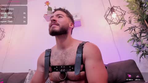 Snapshot of sebastianvilla__ chatting on December 25, 2024, 11:53 pm Instagram jeanpaulfit online show from December 25, 2024, 11:53 pm