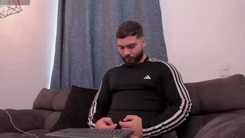 Snapshot of sebastianvilla__ chatting on September 30, 2025, 9:42 pm Instagram jeanpaulfit online show from September 30, 2025, 9:42 pm