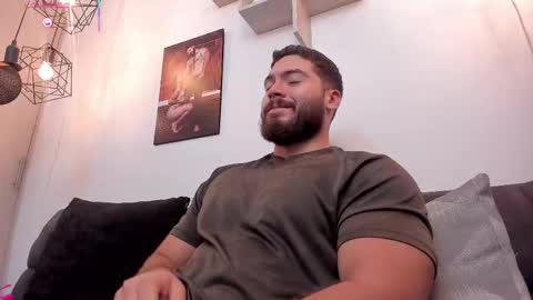 Snapshot of sebastianvilla__ chatting on October 6, 2025, 9:56 pm Instagram jeanpaulfit online show from October 6, 2025, 9:56 pm