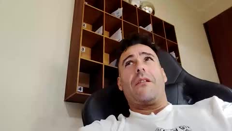 Sebastian Torres Lpez online show from February 26, 2026, 1:04 am