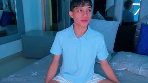 Sebastian online show from September 25, 2025, 7:50 pm