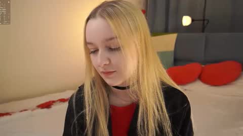 Rina online show from November 2, 2025, 8:22 pm