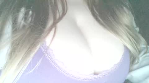 Snapshot of secret18slaveanon chatting on March 4, 2025, 5:11 am Sunny online show from March 4, 2025, 5:11 am