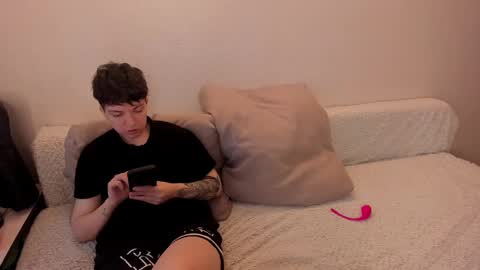 Amanda and  pair in a real life we love each other but can play with you online show from March 7, 2025, 8:45 am