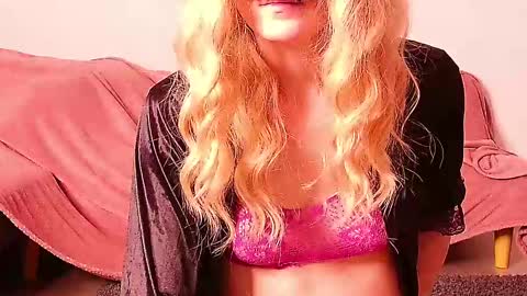 Snapshot of secretanni chatting on February 16, 2025, 4:09 am Anni online show from February 16, 2025, 4:09 am