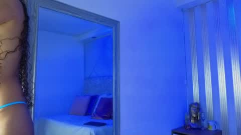 secretestrell online show from May 5, 2026, 2:52 am
